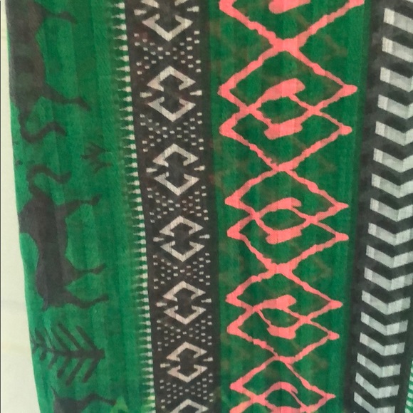 Scarf - Picture 2 of 3